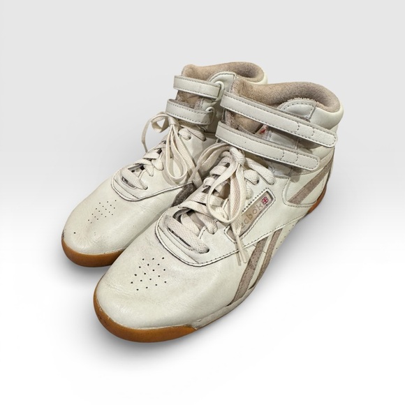 RARE Vintage Reebok Classic White High-Tops Size 9.5 - Picture 2 of 10